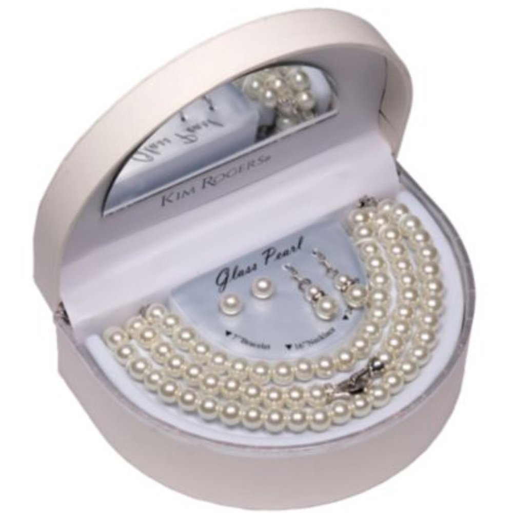 NIB 5 Piece Faux Pearl Jewelry Set
